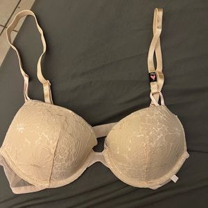 VS push up bra
